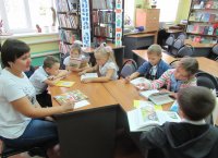 Громкие чтения  «Школьные годы чудесные».